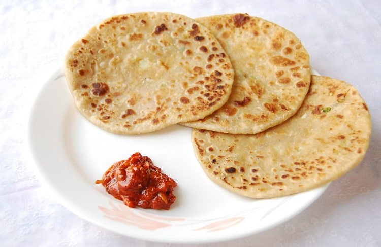 How to make different types of parathas?